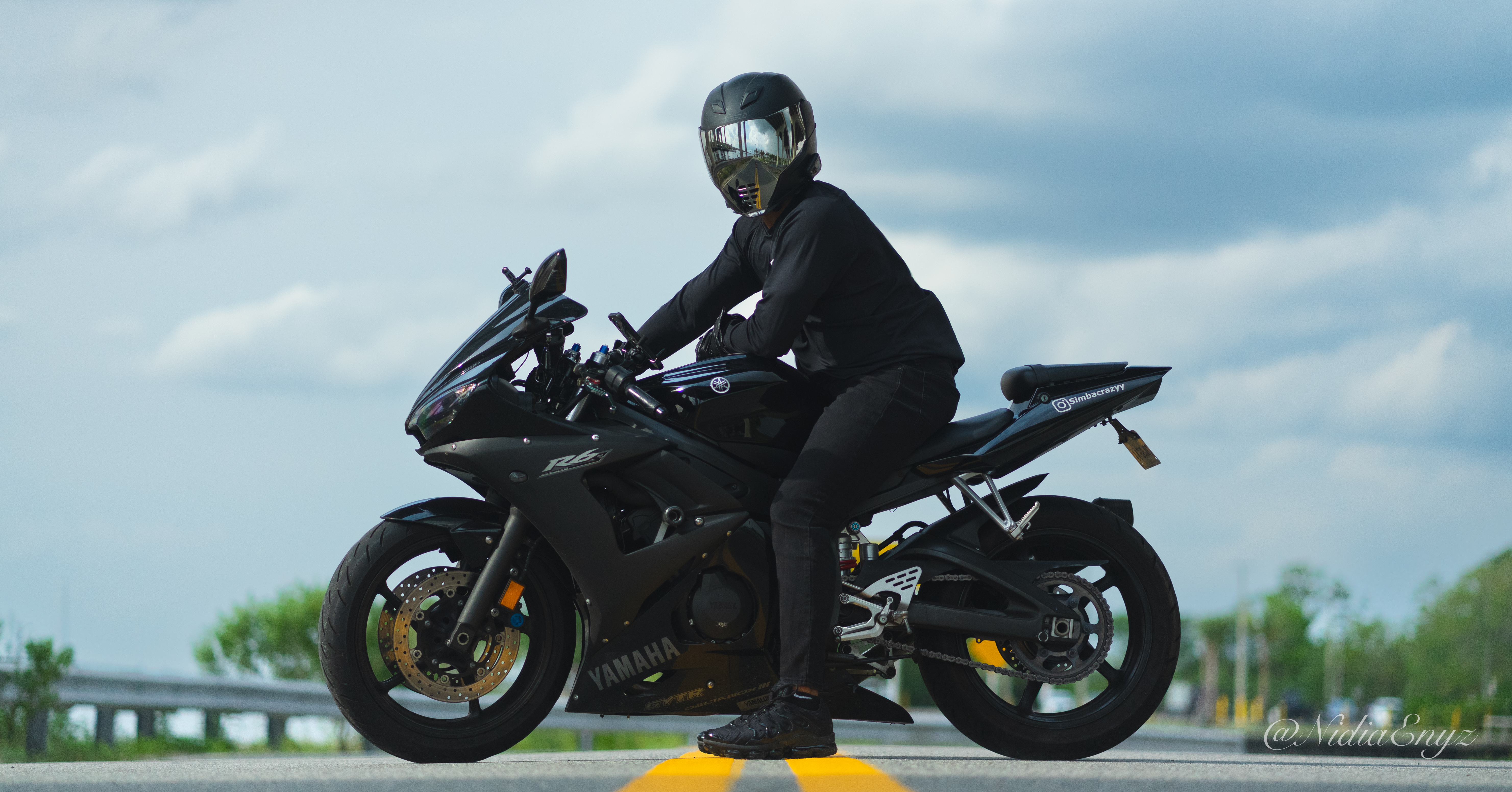 Yamaha R6 Bike Model